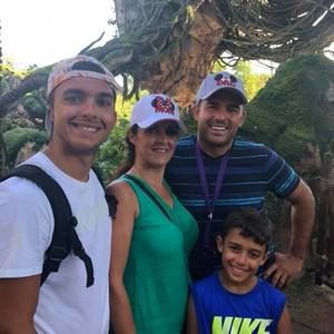 Meet your Posher, Arben